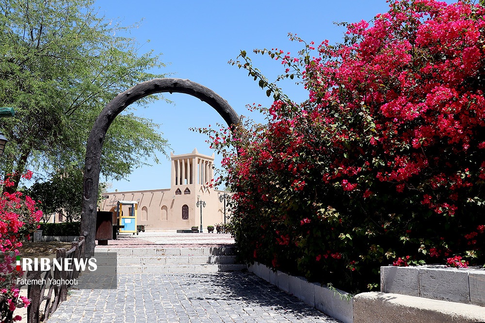 گذر ابر در آسمان هرمزگان از ظهر امروز، ۸ دی