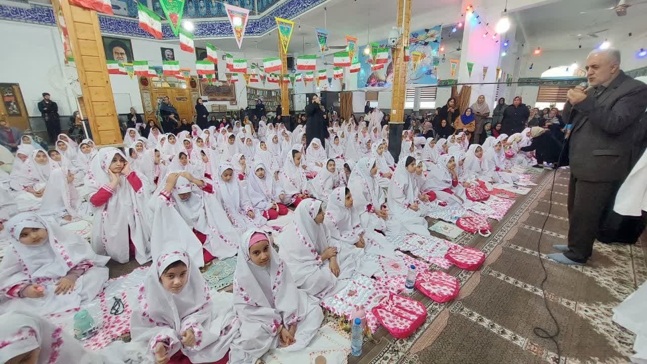 برگزاری جشن تکلیف دانش آموزان دختر مدارس سلمانشهر