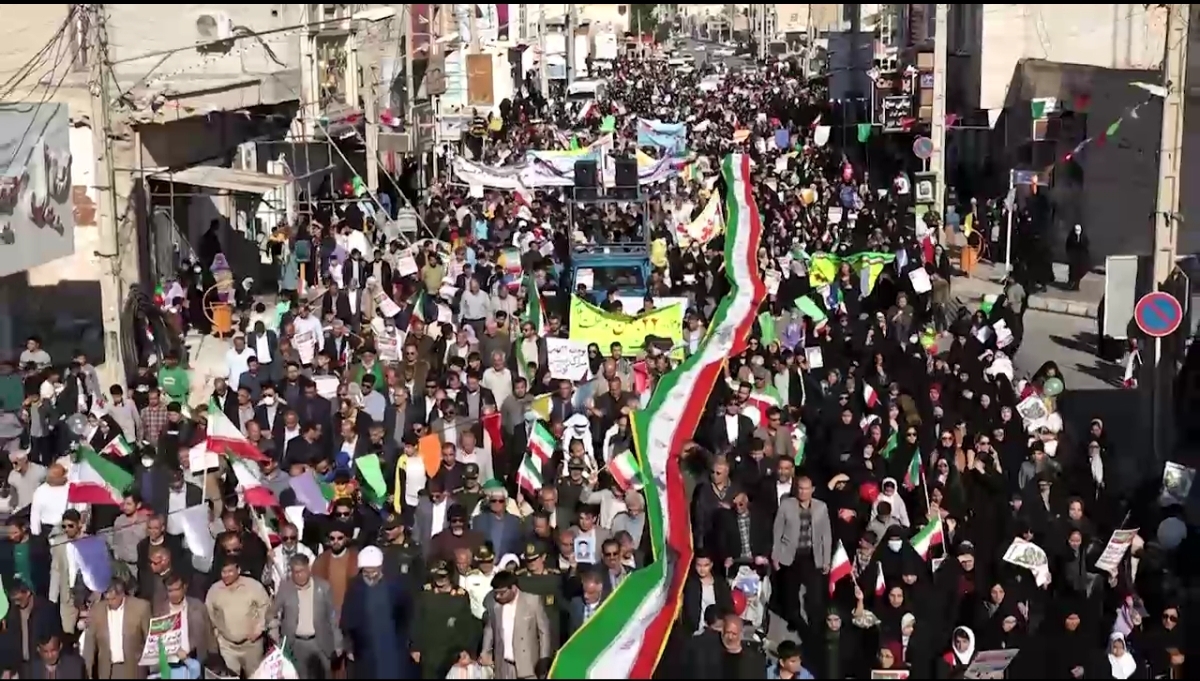 شکوه حضور دریادلان بوشهر در جشن ۴۶ سالگی انقلاب اسلامی