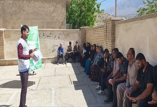 دوره آموزشی آشنایی با بیماری‌های مشترک بین انسان و دام در روستای سرتنگ تمنک