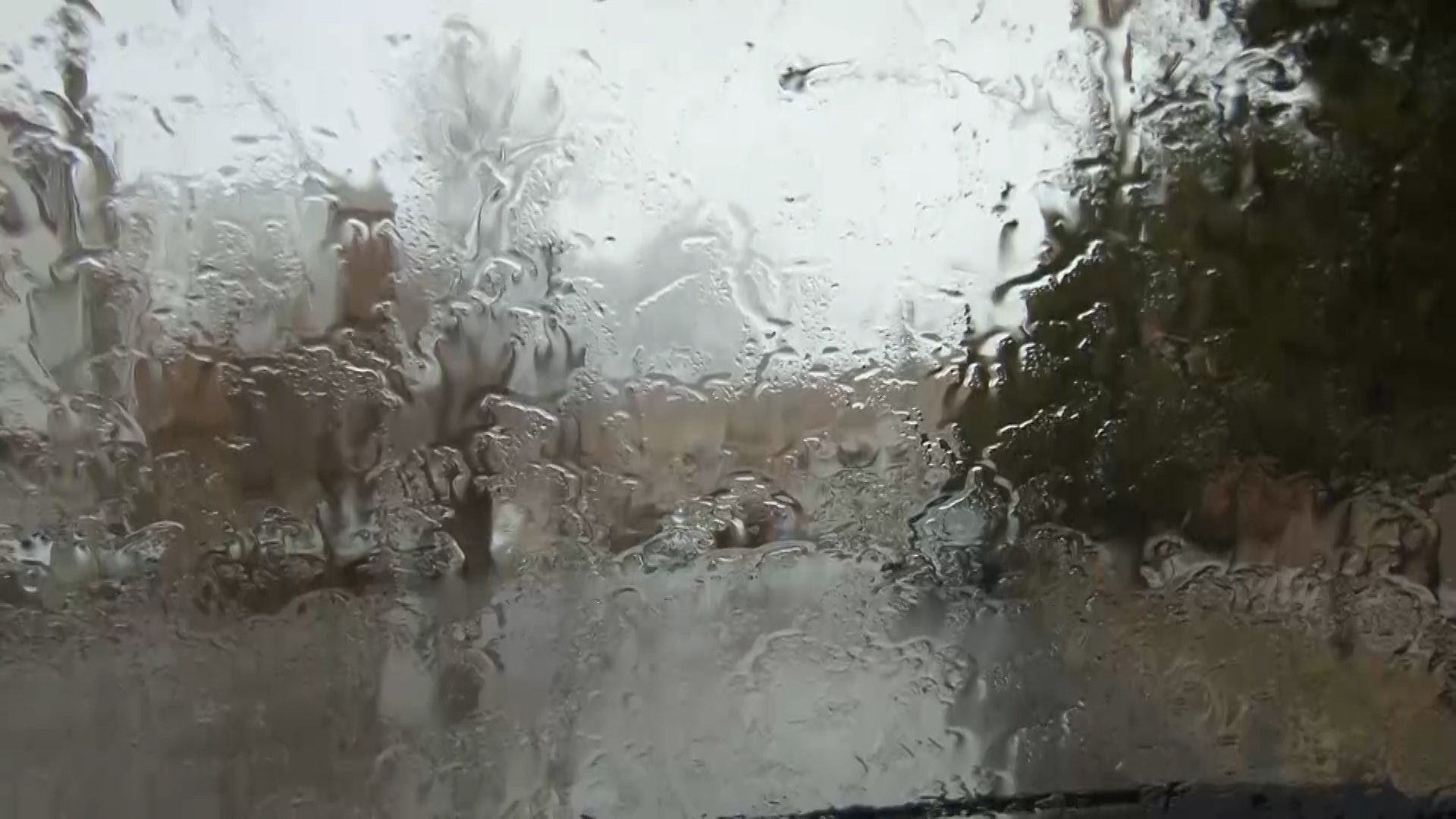 بارش‌های رگباری مهمان استان اصفهان می شود