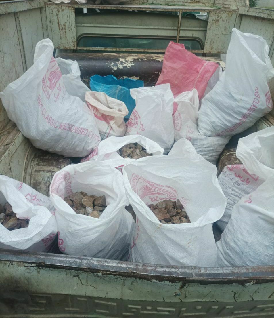 دستگیری متهم به سرقت ۸۰۰ میلیونی سنگ فیروزه در نیشابور