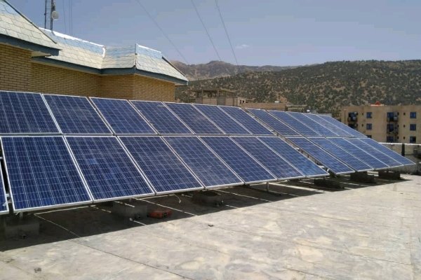 راه اندازی ۲۱۳ نیروگاه خورشیدی مقیاس کوچک در استان سمنان