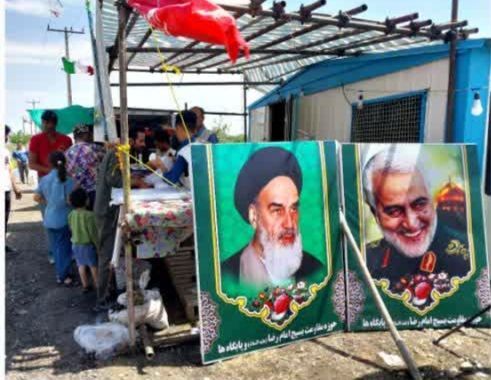 برپایی موکب پذیرایی از زائران حرم مطهر رضوی در حاشیه بزرگراه زبرخان به مشهد