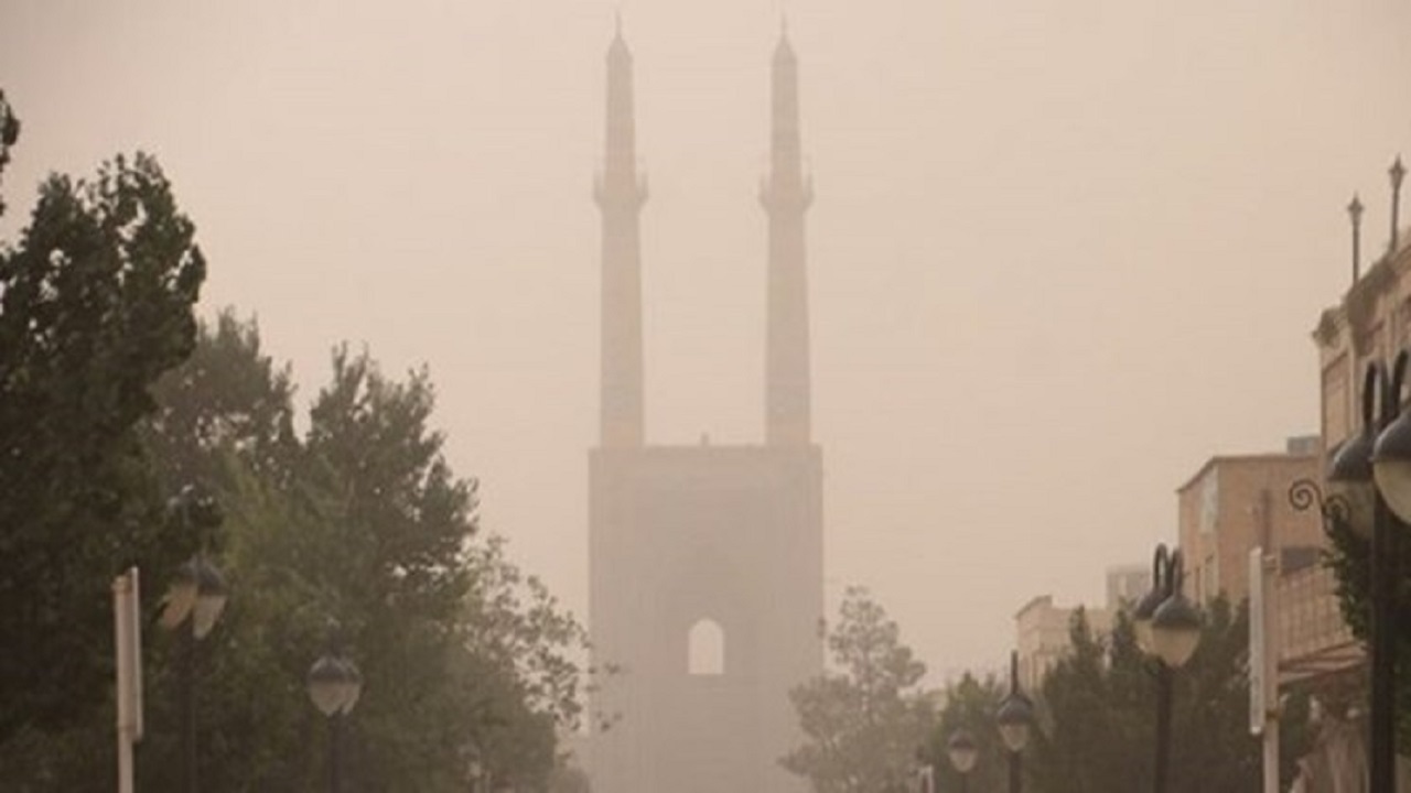 نفوذ گرد و غبار به استان یزد