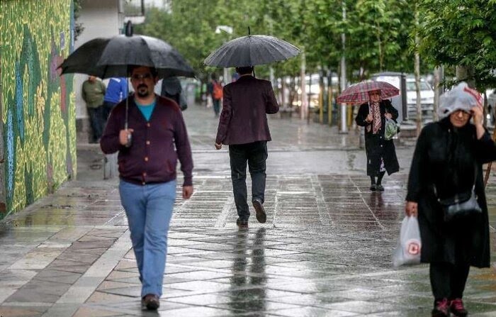 رگبار باران و رعد و برق در برخی نقاط کشور تا روز جمعه
