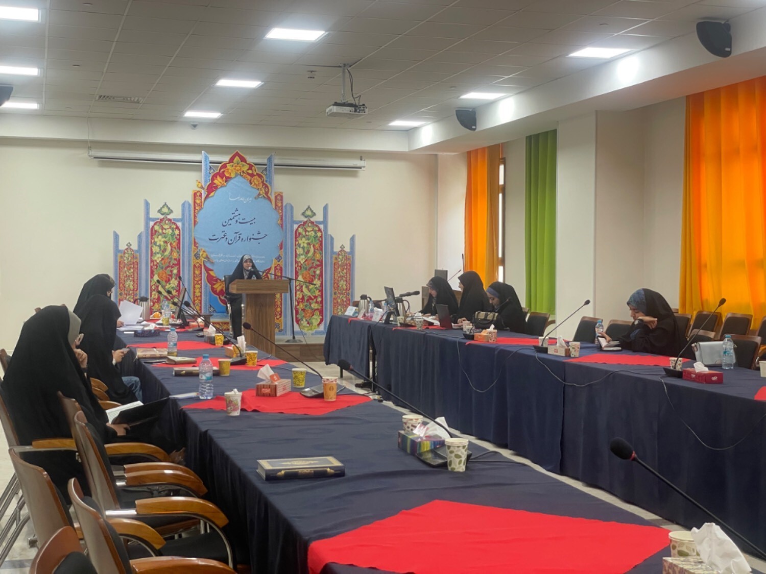 برگزاری مسابقات قرآن و عترت بانوان دانشگاه‌های علوم پزشکی کشور در مشهد