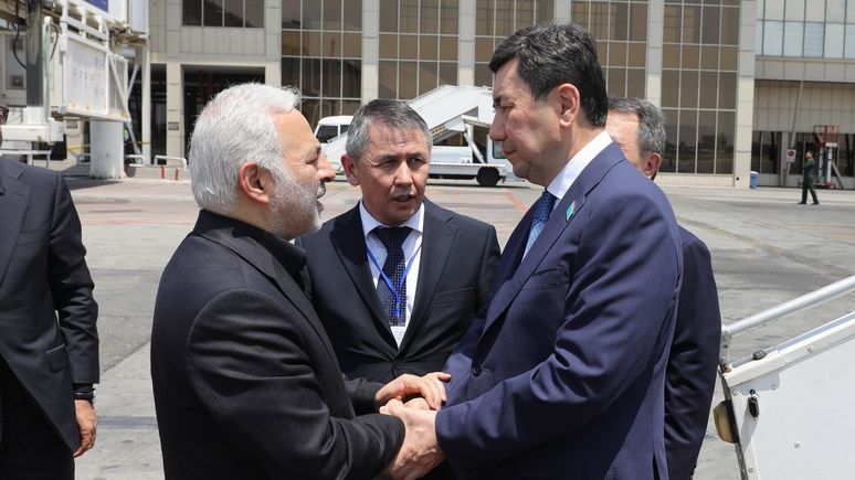 ورود رئیس مجلس قزاقستان به تهران