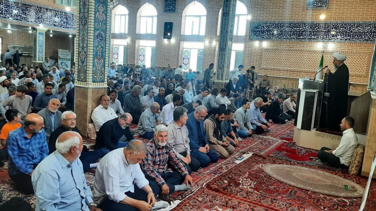 تاکید امام جمعه نقده برحضور حداکثری در انتخابات