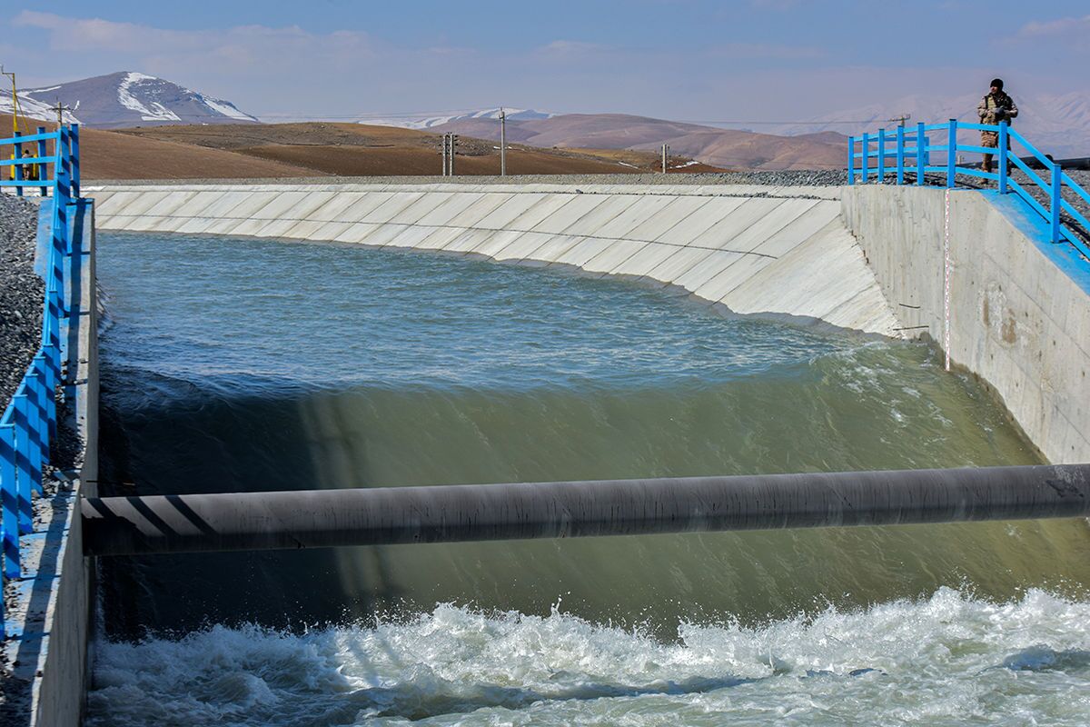 انتقال ۲۲۰ میلیون مترمکعب آب سد کانی‌سیب پیرانشهر به دریاچه ارومیه