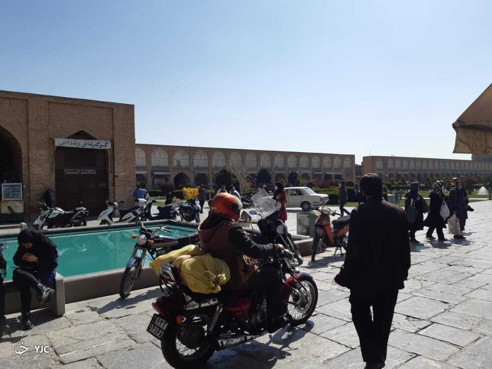ساماندهی تردد موتورسیکلت‌ها در میدان امام اصفهان