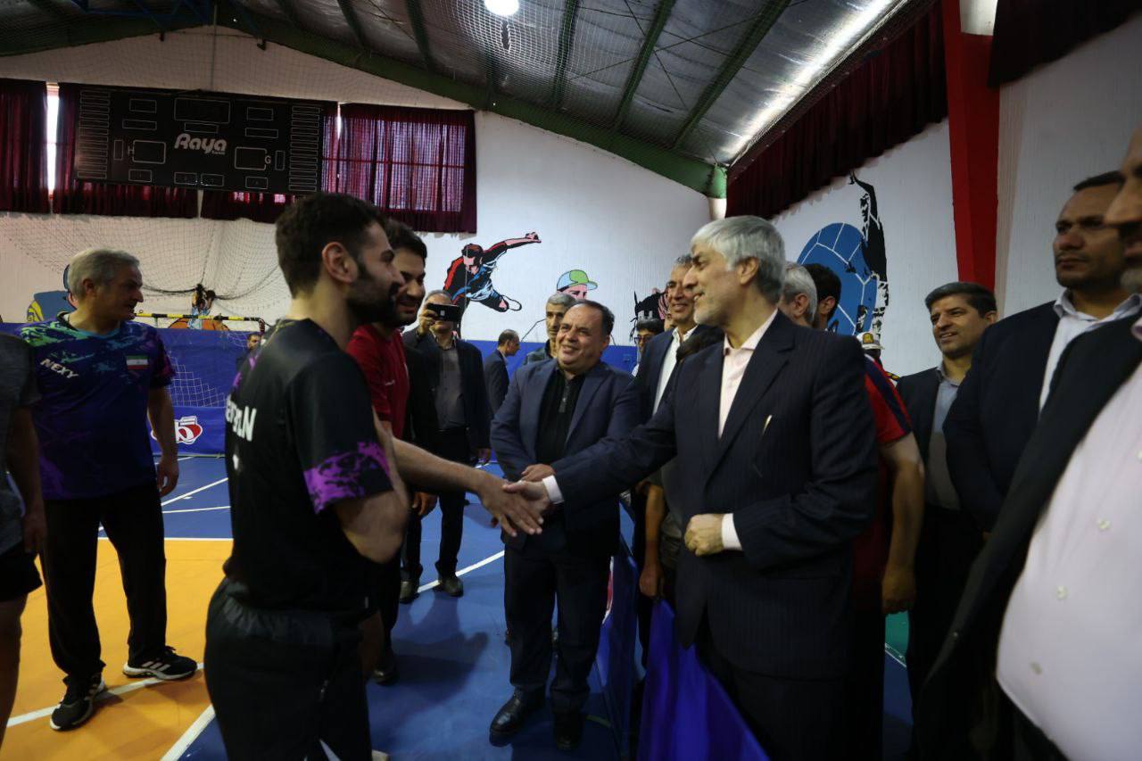 بازدید وزیر ورزش و جوانان از اردوی المپیکی‌های تنیس روی میز ایران