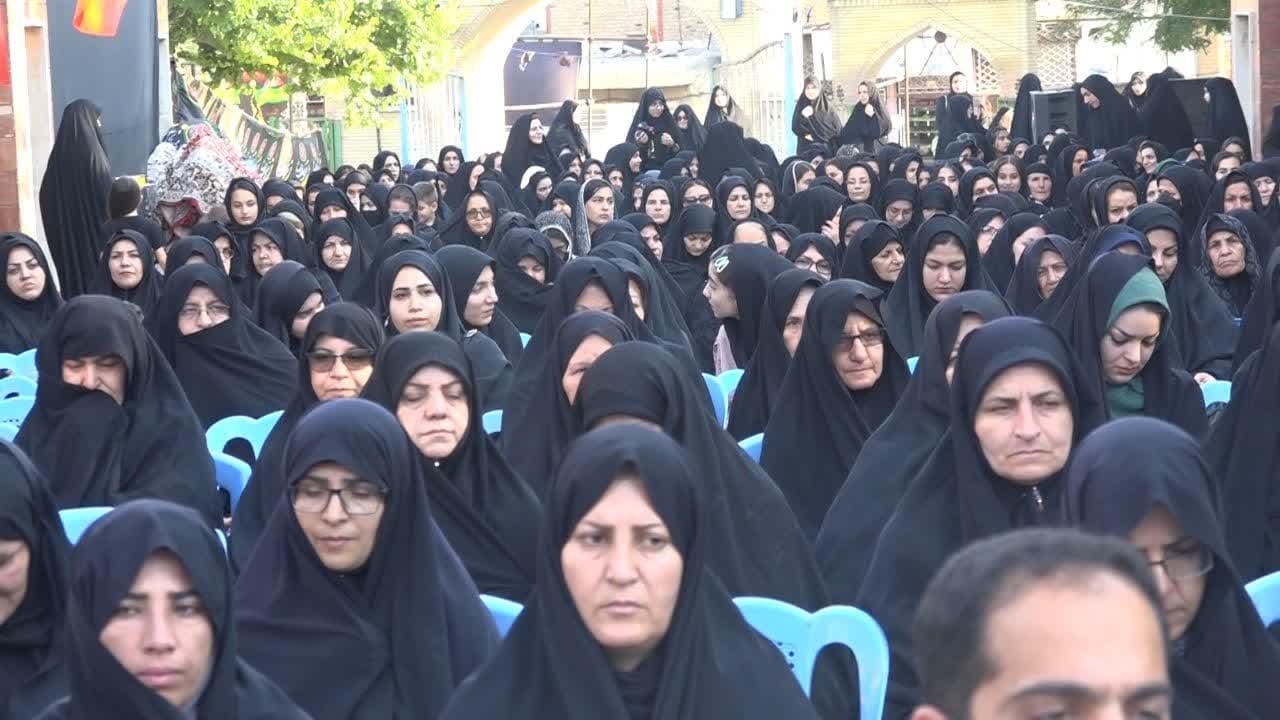اجتماع بزرگ مردمی حجاب، حافظ حریم خانواده در تکاب