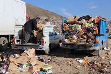جمع‌آوری هزار و ۷۵۰ کیلوگرم مواد غذایی فاسد در سبزوار