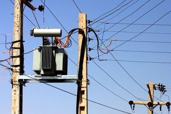 اجرای ۹۵ درصد پروژه‌های برق در خوزستان برای گذر از پیک مصرف تابستان