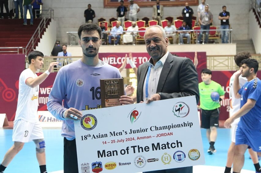 هندبال جوانان آسیا؛ زارعی بهترین بازیکن دیدار ایران - کویت