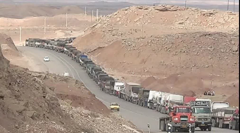 تردد ۱۰۰ هزار دستگاه کامیون حامل کالای صادراتی در گمرکات کرمانشاه