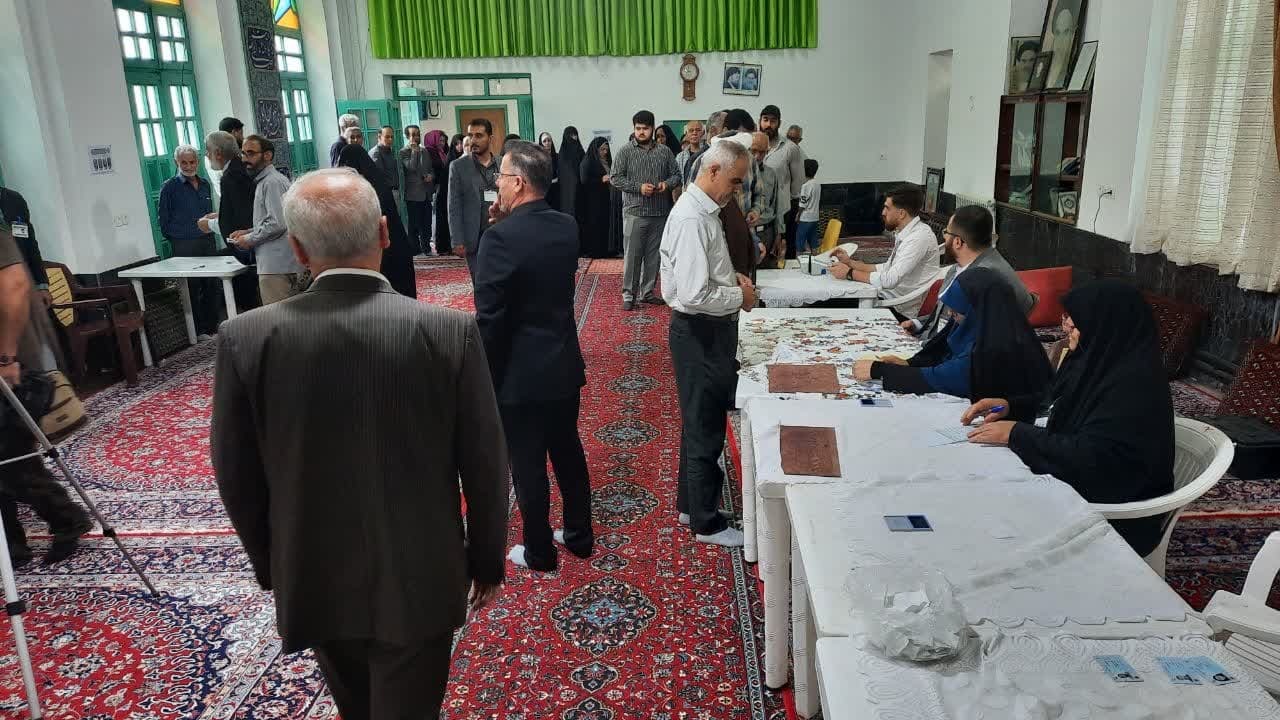 حضور گسترده مردم مازندران در انتخابات