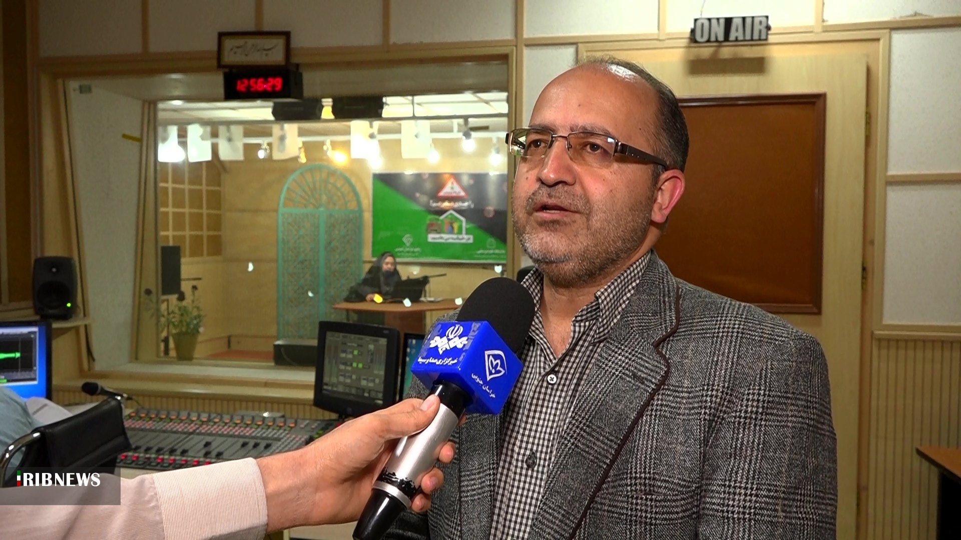 صدای خاوران میزبان رادیو ایران