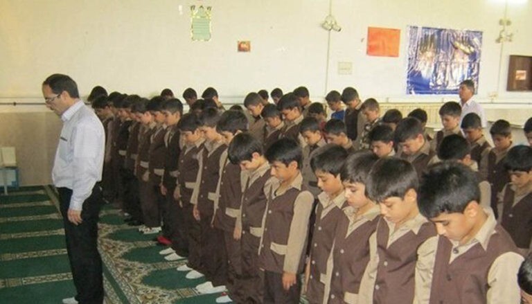بررسی راهکارهای اشاعه فرهنگ اقامه نماز در مدارس آذربایجان غربی