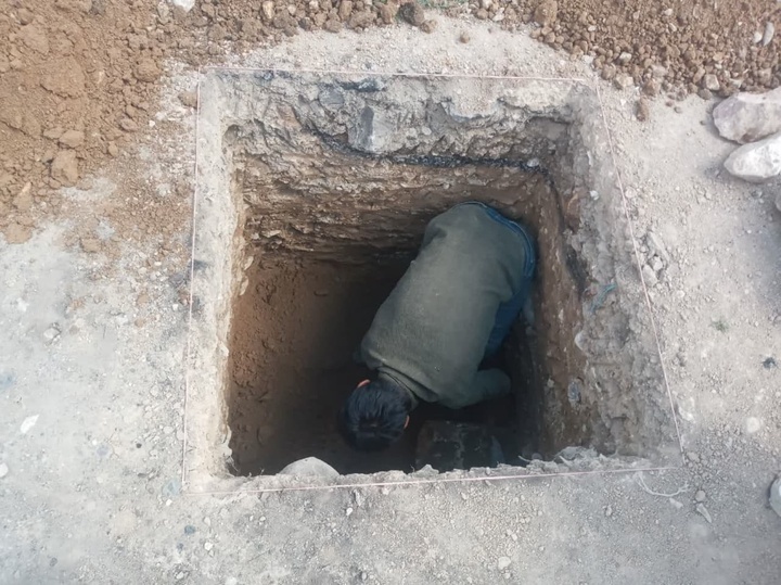 کشف یافته های سفالی عصر آهن در تپه تاریخی علیشار
