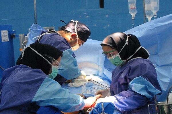 انجام موفقیت‌آمیز بیش از ۱۰۰ عمل جراحی در بیمارستان شهدا هندیجان