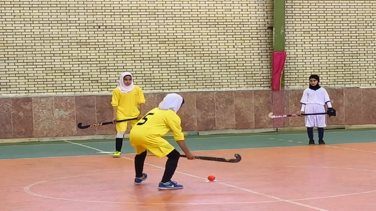 برگزاری مسابقات کشوری هاکی در مرند