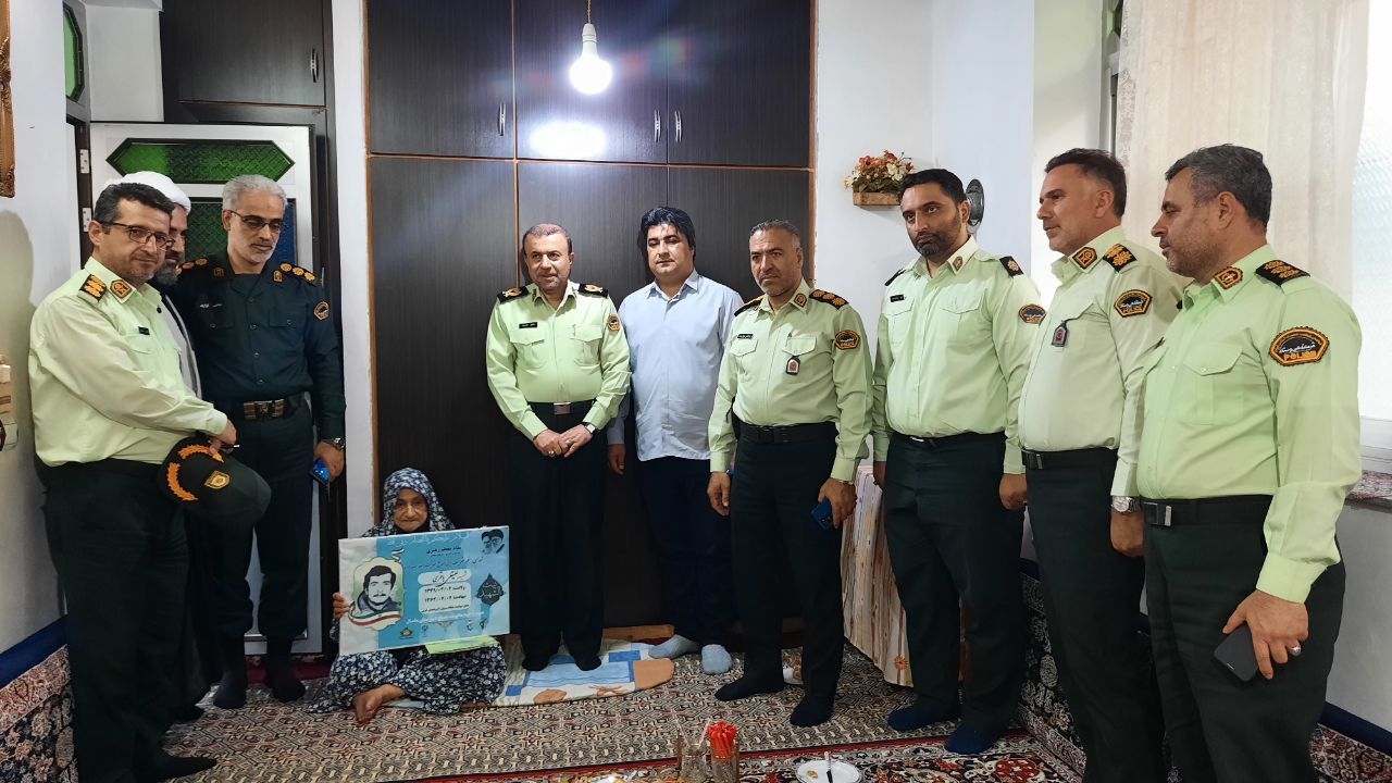 دیدار جمعی مسئولان انتظامی با خانواده شهید در ماسال