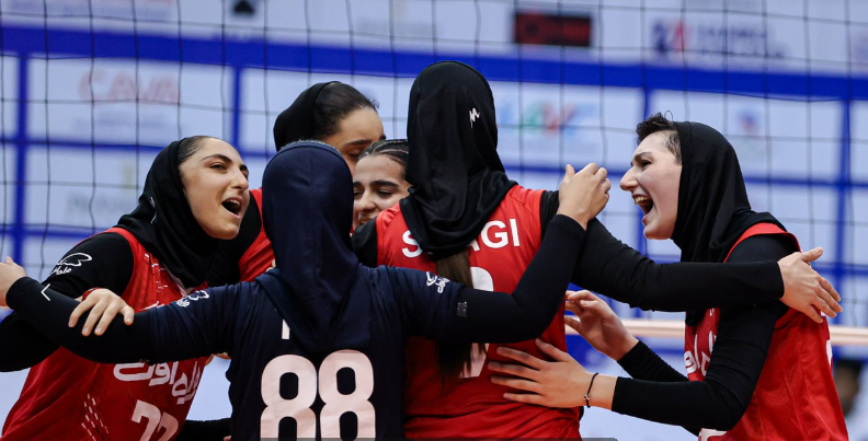 صدرنشینی بانوان بلندقامت والیبال ایران با شکست میزبان