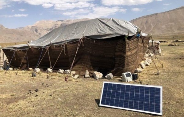 توزیع ۱۲۰ دستگاه پنل خورشیدی در عشایر قوچان