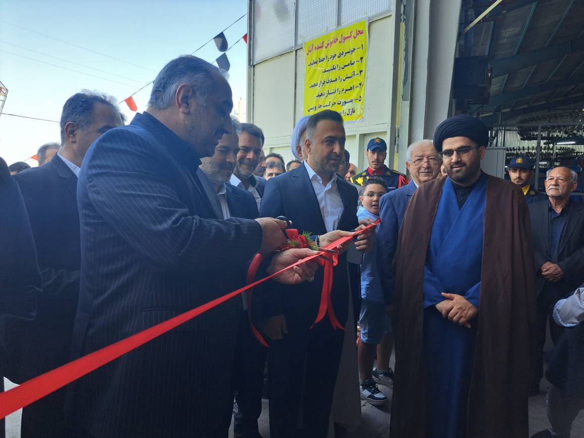 افتتاح کارخانه بافندگی و لمینت زندان مرکزی گرگان