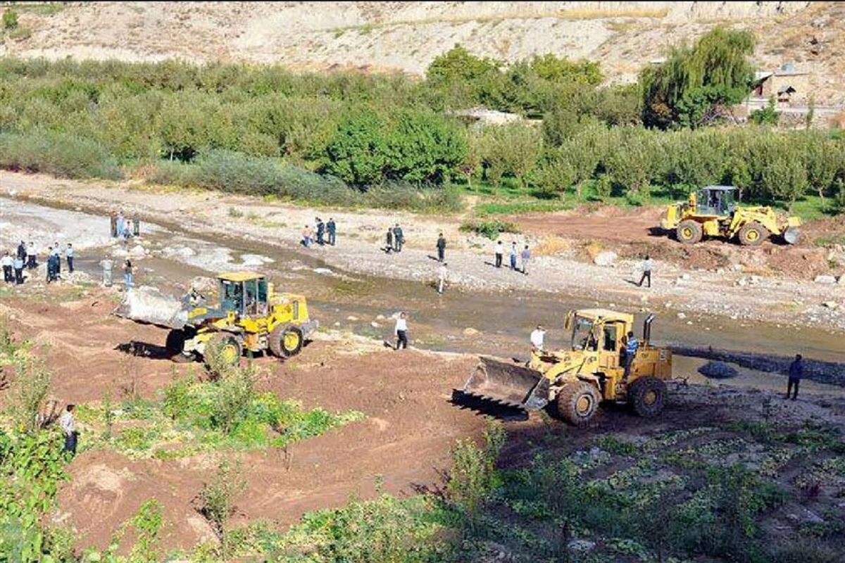 صدور پروانه ساختمانی در محله فرحزاد و رفع معضل جای پل پارک در محدوده بیمارستان عرفان