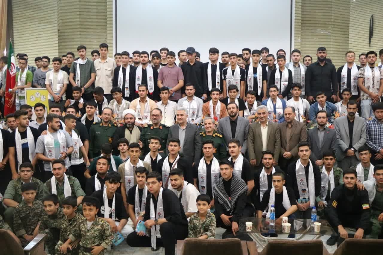 مشارکت ۴۰۰ نفر دانش آموزبسیجی آذربایجان غربی در طرح یاوران ولایت