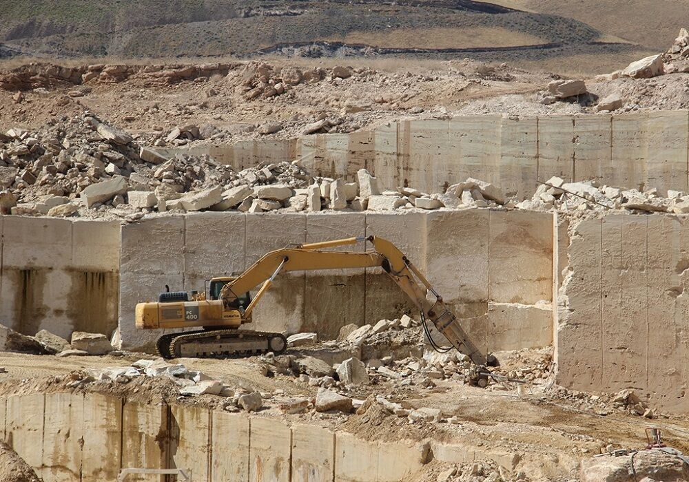 رشد ۳۷ درصدی وصول حقوق دولتی از معادن آذربایجان‌غربی