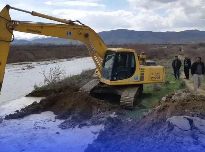 لایروبی بیش از ۱۶ کیلومتر از مجاری آب‌های سطحی آذربایجان غربی از ابتدای سال تاکنون