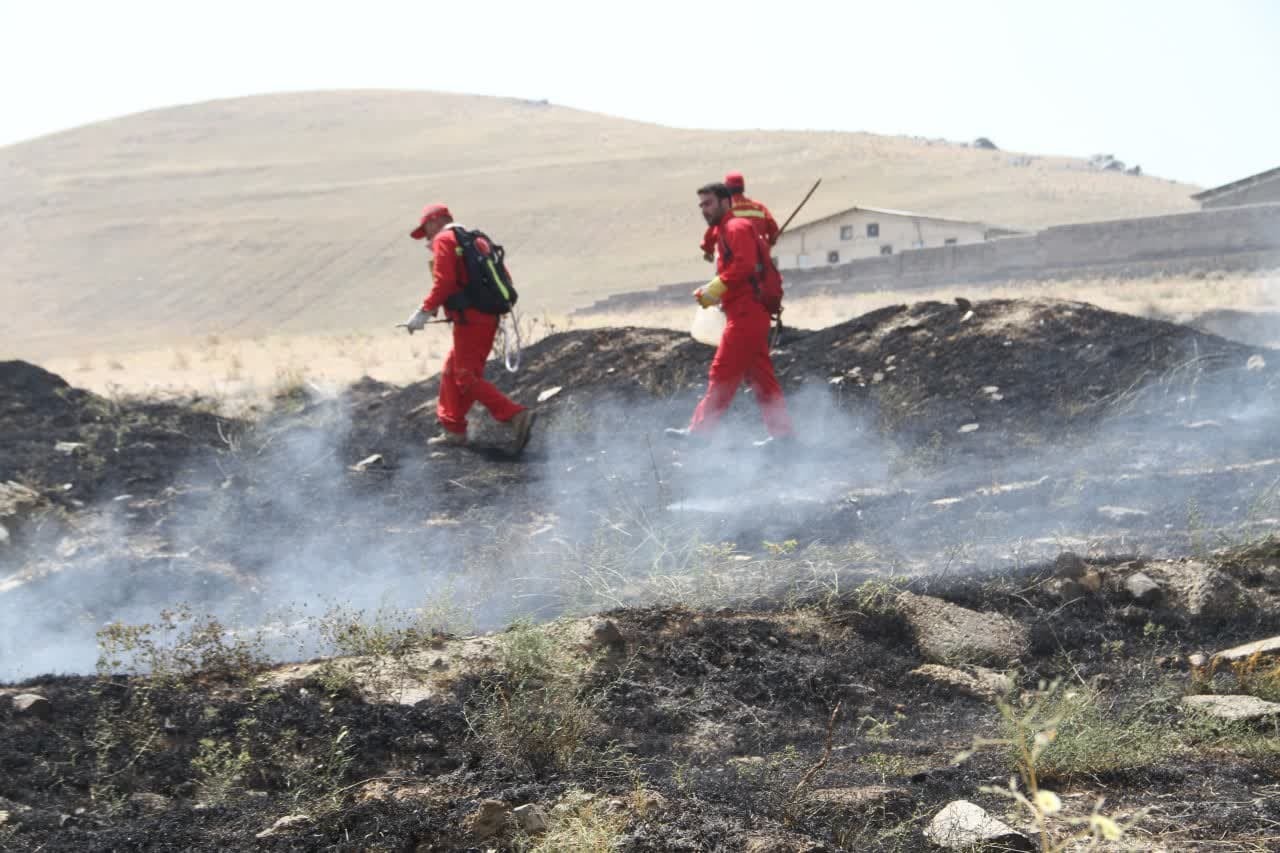 مانور مدیریت بحران و آتش‌سوزی در اراضی شهرستان بهار