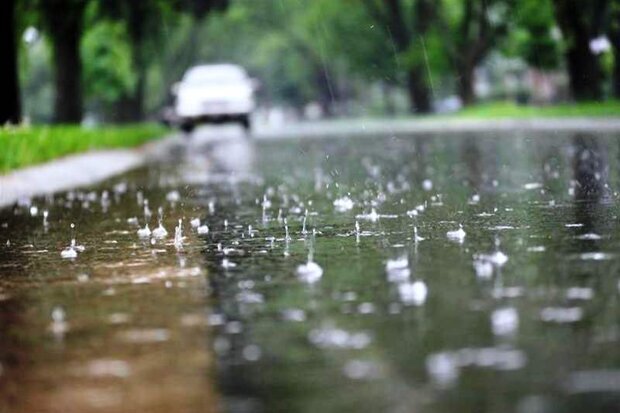 بارش‌های رگباری و کاهش حدود ۸ درجه‌ای دمای هوا در گیلان