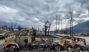 نابودی یک سوم شهری در کانادا بر اثر آتش سوزی جنگل‌ها
