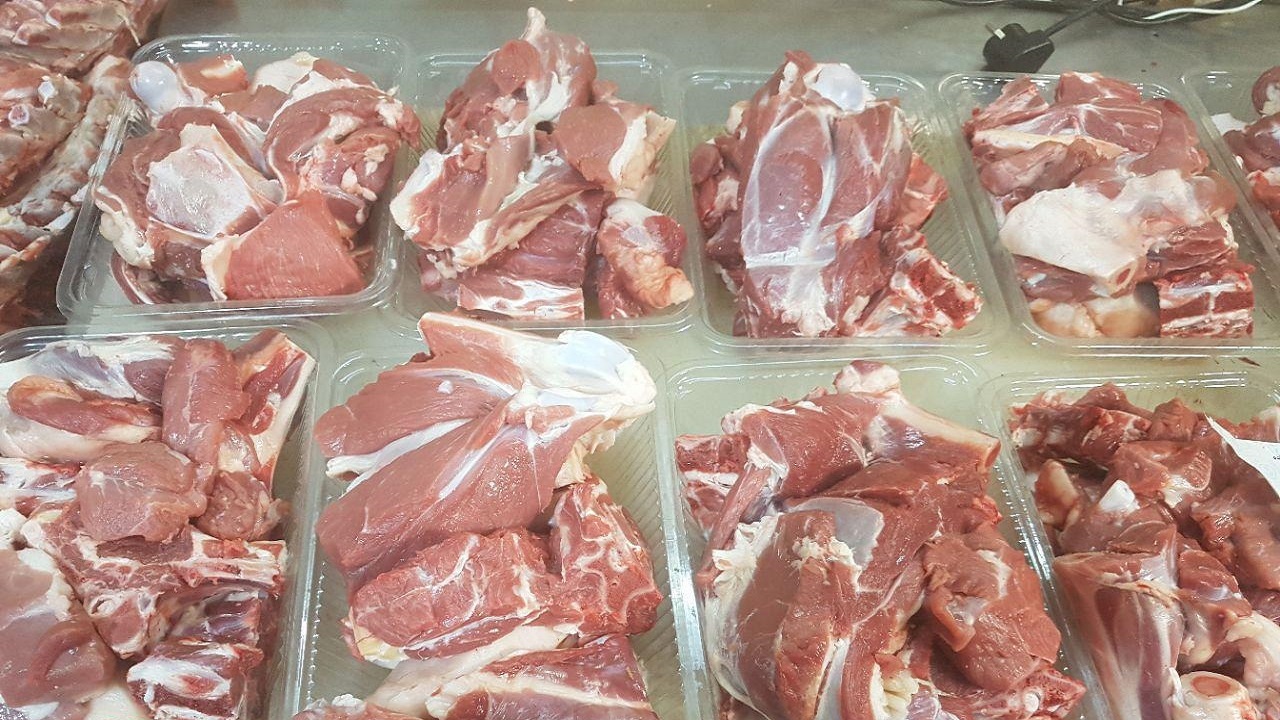 توزیع بیش از یکهزار بسته گوشت قربانی میان نیازمندان خوزستان