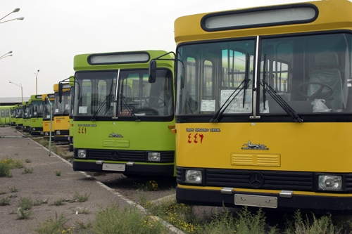 خدمت‌رسانی ۱۲۵ دستگاه اتوبوس به زائران اربعین