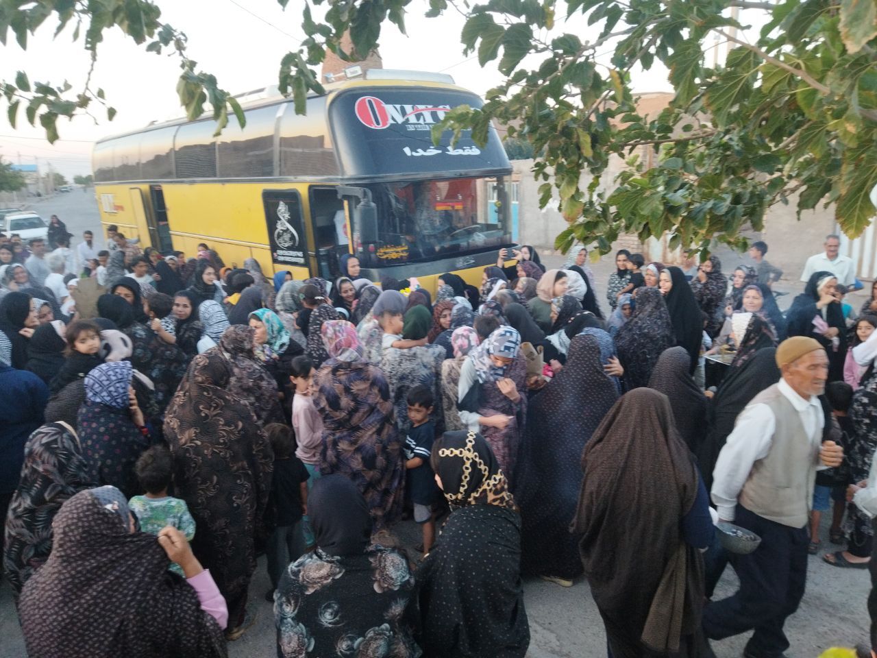 استقبال از زائران روستایی اربعین در شهرستان میان جلگه