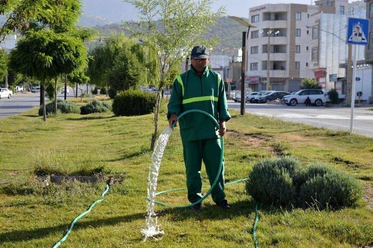 ۴۰۰ هزار متر مکعب آب شرب برای آبیاری فضای سبز شهری خراسان رضوی