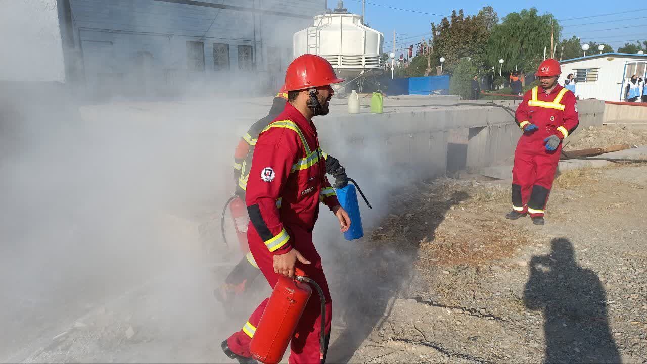 مانور لحظه صفر زلزله در بیدخت گناباد برگزار شد