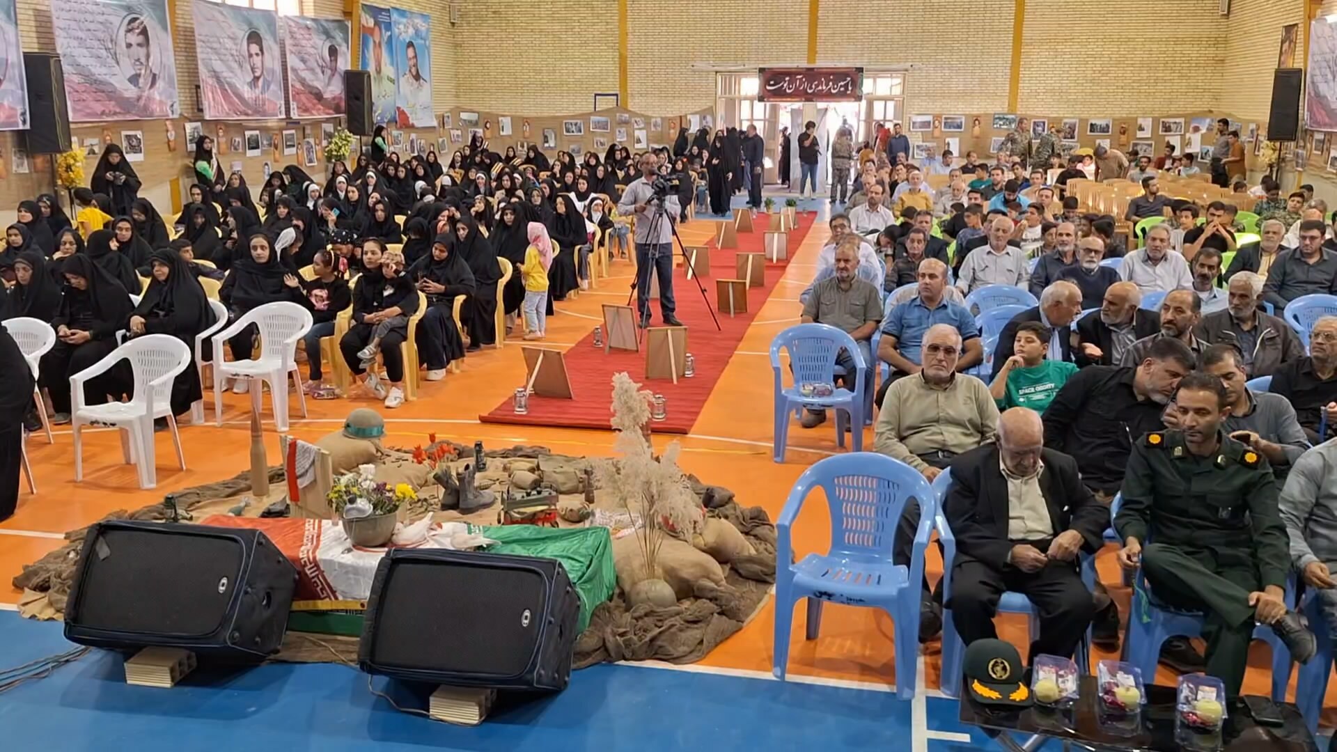 بزرگداشت شهدای خدمت و یادواره‌ی ۱۱ شهید روستای کرچگان