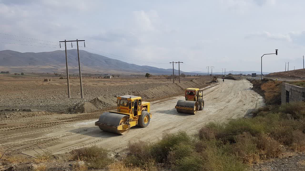 ساخت ۵۰ کیلومتر راه روستایی در استان همدان