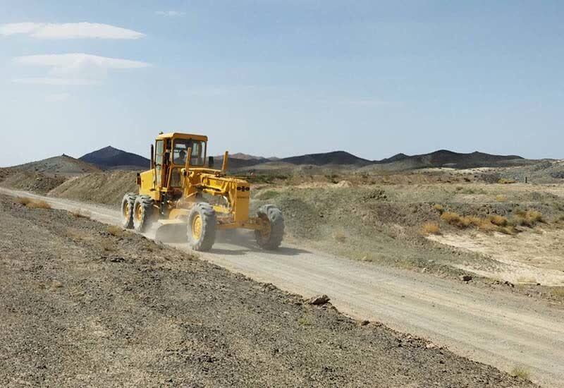 تسطیح 3200 کیلومتر از محورهای روستایی شهرستان نهبندان