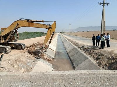 جمع آوری لوله‌های برداشت غیرمجاز آب بر روی پمپ کانال گتوند