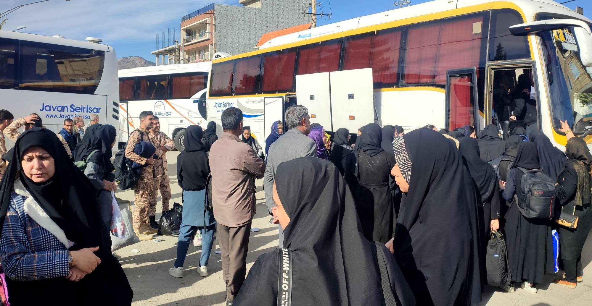 عزیمت دانش آموزان یاسوجی به مناطق عملیاتی جنوب کشور