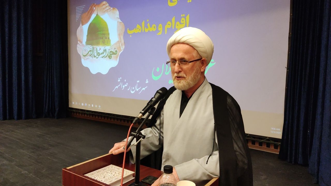 نشست هم اندیشی اقوام و مذاهب غرب گیلان با حضور دستیار ویژه رئیس جمهور در رضوانشهر نشست هم اندیشی اقوام و مذاهب غرب گیلان با حضور دستیار ویژه رئیس جمهور در رضوانشهر