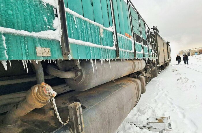 تاخیر ۲ تا هفت ساعته قطار‌های مسافربری در مسیر مشهدبه دلیل سرما